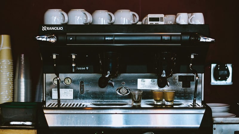 Alat Pembuat Kopi - Mesin Espresso